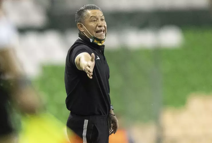 Ignacio Ambriz se va del León 