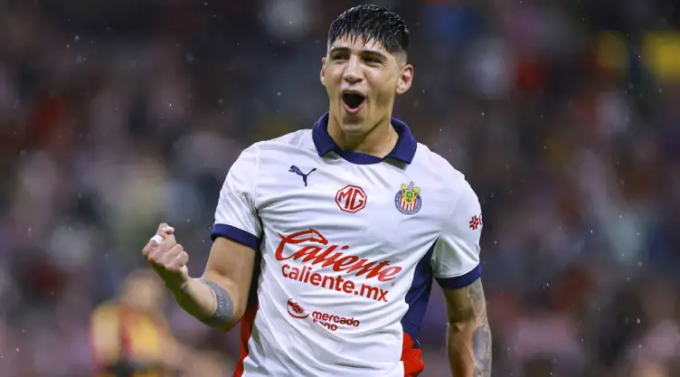 Alan Pulido Chivas