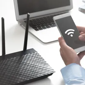 Esto es lo que deberías hacer al usar un wifi público para tener una conexión segura