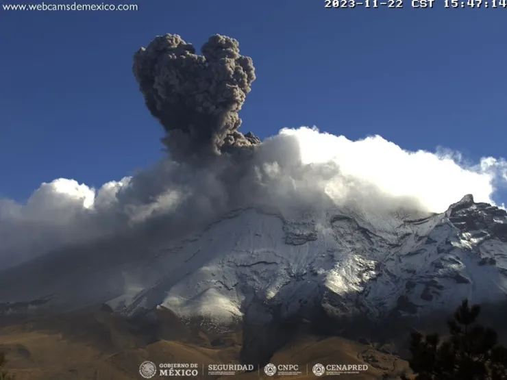 FOTOS-Así-amanecen-el-Nevado-de-Toluca-y-el-volcán-Popocatépetl-tras-frente-frío-11