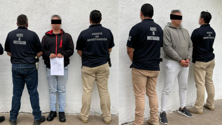 Policías de detenidos