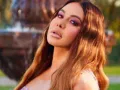 Chiquis Rivera posando..jpg
