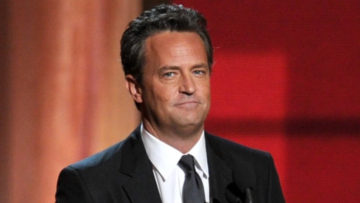 Matthew Perry se comparaba con Batman y llamaba Alfred a su asistente
