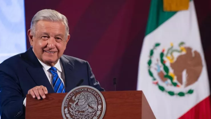 Tesla deberá instalarse en estados en donde haya agua AMLO