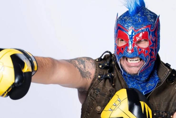 Escorpión Dorado y Fabiola Martínez