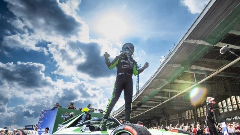 Nick Cassidy, piloto de Envision Racing, ganador del E-Prix de Berlín R8