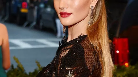 39 ideas de peinados semi recogidos elegantes: puede ser en cabello lacio o chino y te verás preciosa