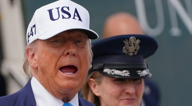 Donald Trump asegura control total del cielo iraní y exige “rendición incondicional”. El presidente abandonó el G7 para volver a Washington.