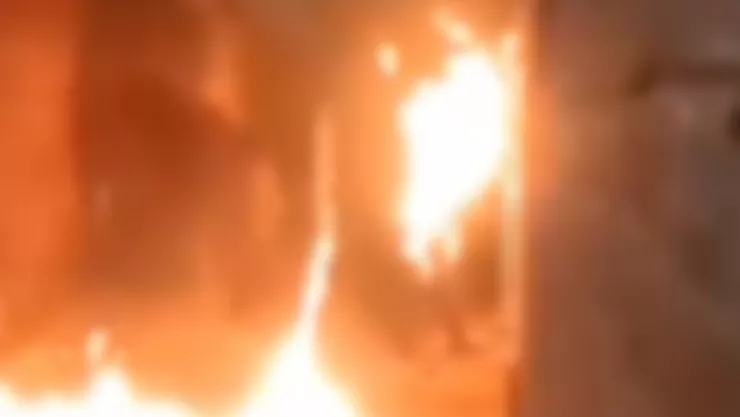 Joven se quita la vida frente a domicilio de su expareja en Gwalior, India