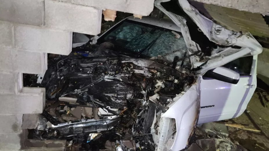 El Chiquete sufre terrible y aparatoso accidente en una camioneta blindada