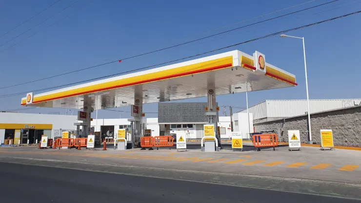 Estación de gasolina en Qro.jpg