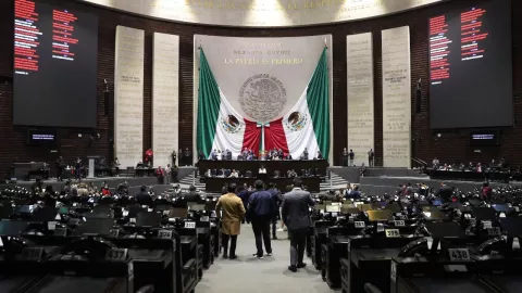 18 años edad mínima para ser diputado en México