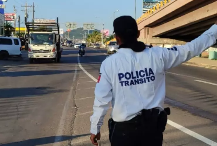 Policía Tránsito (temática)