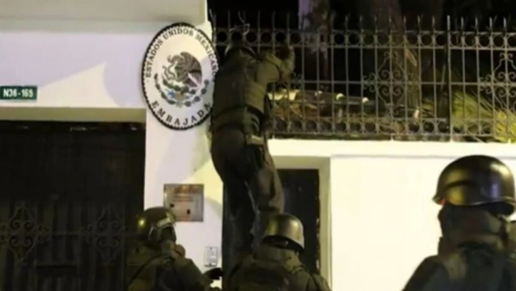 Estalla conflicto entre México y Ecuador