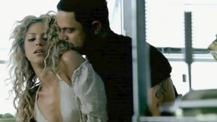 shakira y sanz la tortura