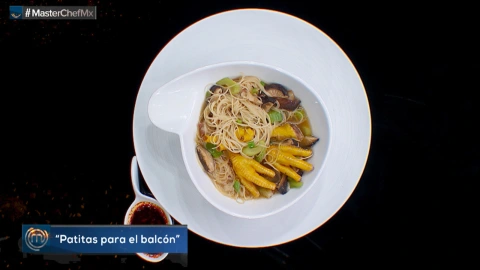 Sopa china de patas de pollo, MasterChef México 2018