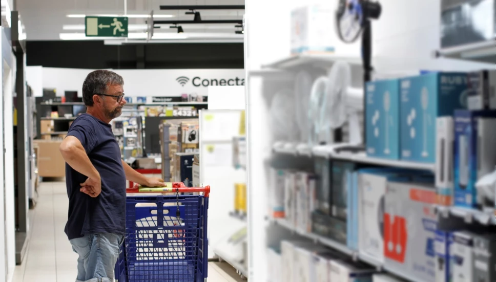 ¿Es mejor comprar un ventilador pedestal o de piso? Profeco te da la respuesta