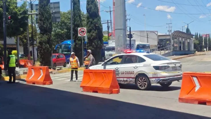 Reportan cierre de la Diagonal Defensores de la República en Puebla hoy: Rutas alternas