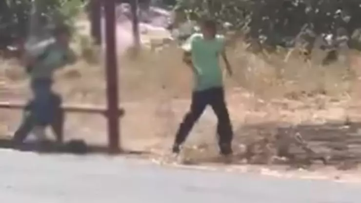 FUERTES IMÁGENES: Muere estudiante tras brutal pelea con su compañero, lo atacó con un CUCHILLO