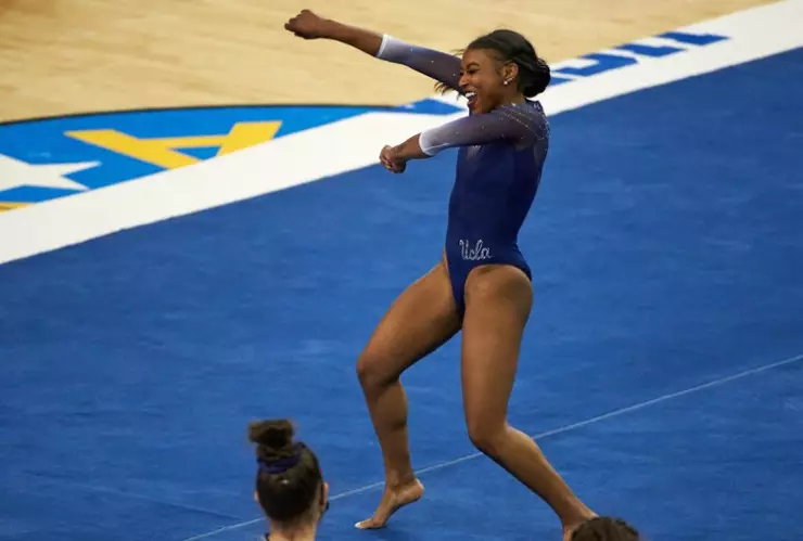 Gimnasta sorprende con rutina inspirada en Black Lives Matter