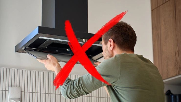 4 opciones para reemplazar la campana extractora visible por diseños más discretos