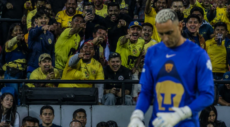 Todos los del Club América se burlaron de Keylor Navas por este error en Pumas UNAM