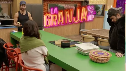 La ausencia de Omahi pesa entre los gymbros de La Granja VIP.