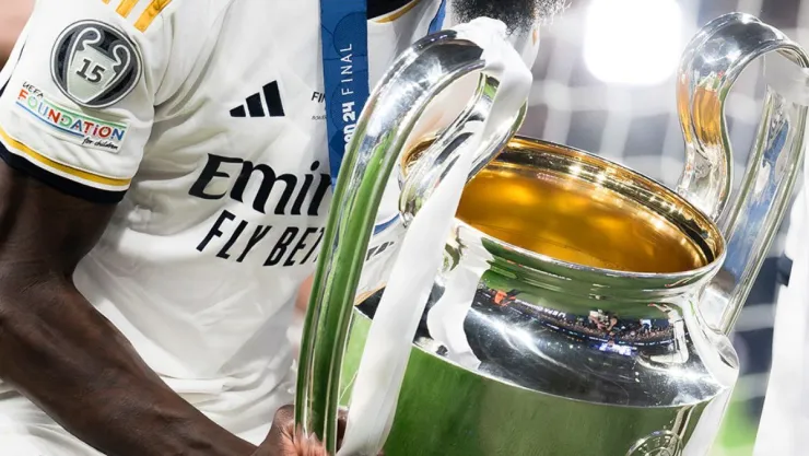 mourinho-exige-real-madrid-fichaje-defensa-55-millones.jpg