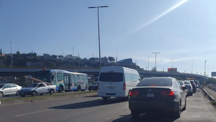 tráfico en la 57.jpg
