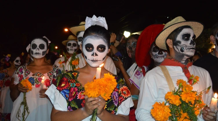 Dónde celebrar el Día de Muertos a pocas horas de la CDMX