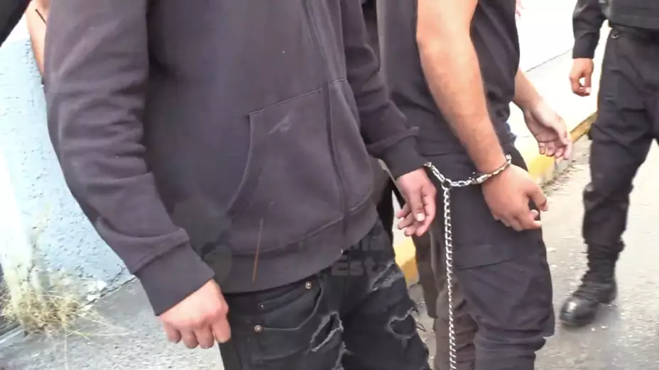 dos jóvenes que fueron detenidos por la marcha de la generación z en guadalajara, jalisco