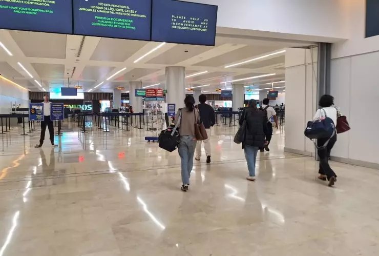 Despresurización de avión en vuelo de Cancún a Ciudad Juárez