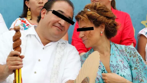 Javier Duarte con su exesposa Karime Macías