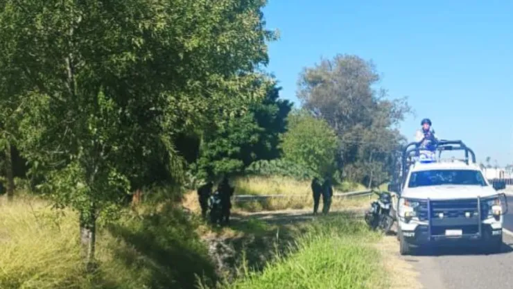 ¡Alarmante! Encuentran cuerpo de mujer sin vida en la carretera Celaya-Salamanca esto sabemos.jpg