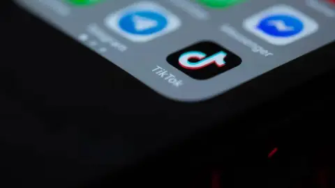 Zacatecas_ Van 4 adolescentes que se han quitado la vida tras hacer presunto reto viral de TikTok.jpg