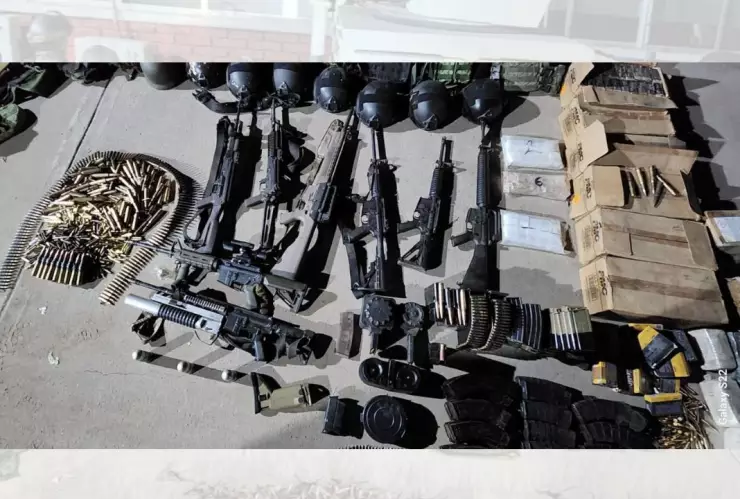 Sinaloa: Descubren auténtico arsenal en poblados de Culiacán