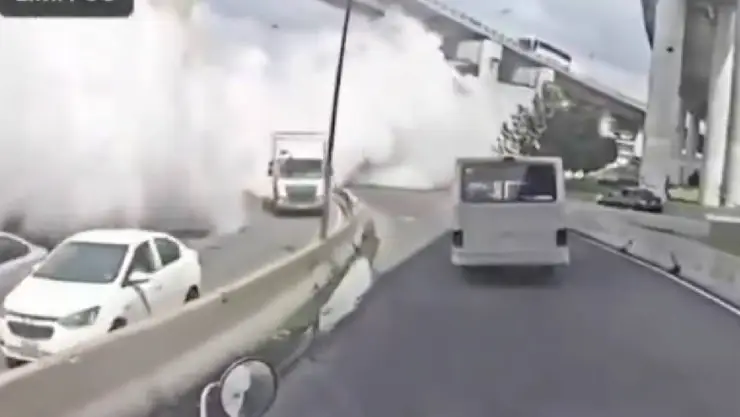 ¿Por-qué-se-ve-una-nube-blanca-antes-de-la-explosión-de-la-pipa-en-el-Puente-de-la-Concordia_.jpg