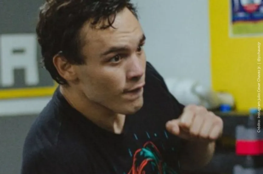 Julio Cesar Chavez Jr. boxeando. (2).jpg