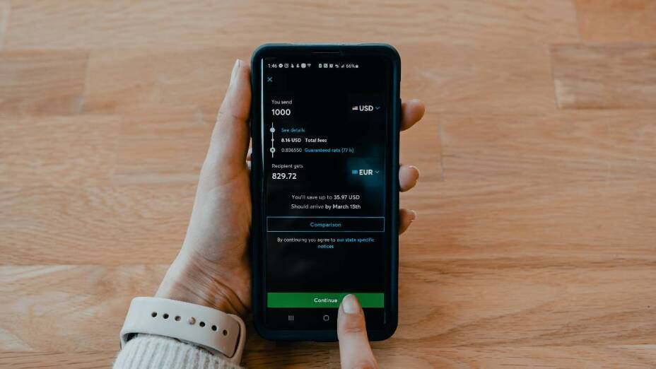 SAT Evita estos conceptos en transferencias bancarias