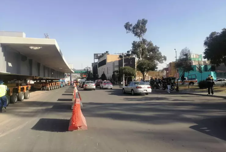 Ermita Iztapalapa reabre a la circulación tras caída de trabe