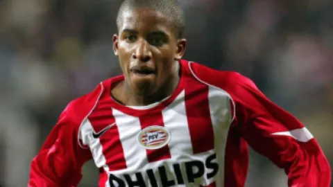 Jefferson Farf&aacute;n podr&iacute;a jugar en M&eacute;xico 