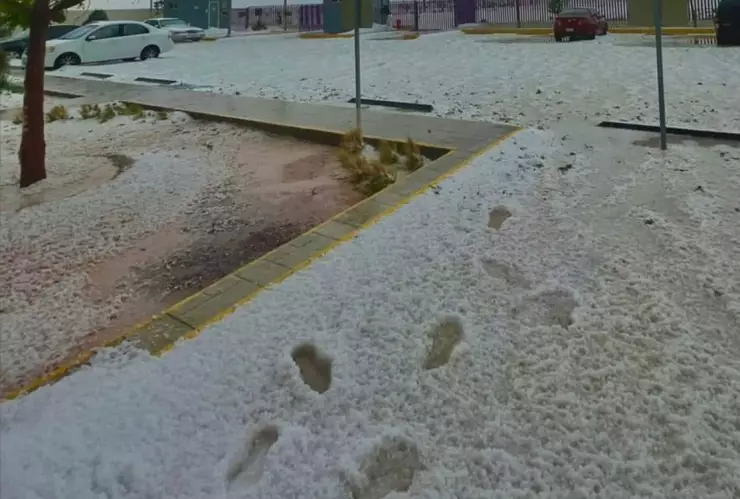 Granizada azota a Nuevo León en plena primavera