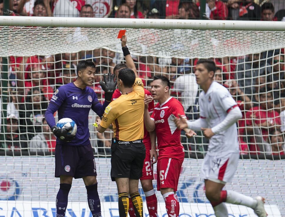 Alfredo Talavera expulsado César Ramos