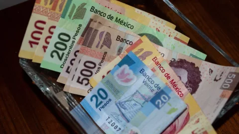 Senado aprueba la igualdad salarial entre hombres y mujeres