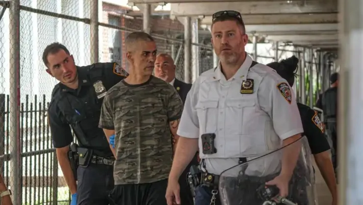 Apuñalan a dos personas presuntamente judías en Manhattan; hay un detenido