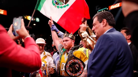 Canelo Alvarez campeon indiscutido boxeo