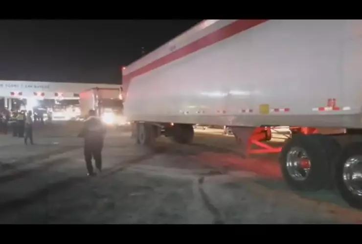 Reabren la México-Puebla tras accidente con 19 muertos