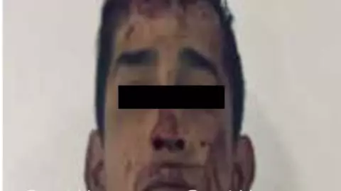 FOTO_ Casi linchan a sujeto que golpeó a su novia en la calle