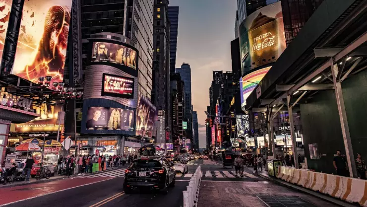 las históricas calles de la avenida Broadway en Nueva York