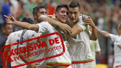 César Montes festejando un gol con la Selección Mexicana